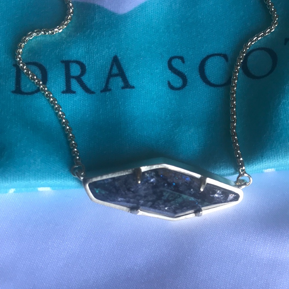 Kendra scott - Picture 2 of 3